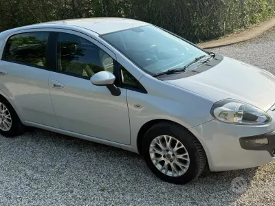 Usata Fiat Punto Evo Dynamic 75 CV (55 kW) 2011 Grigio Utilitaria