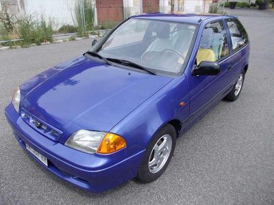 Usado Subaru Justy 68 CV (50 kW) 1994 Azul Utilitario