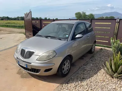 Usata Lancia Ypsilon 69 CV (50 kW) 2004 Utilitaria