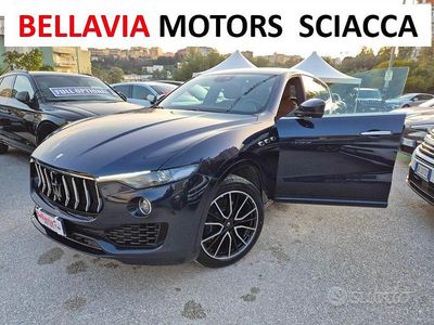 Usata Maserati Levante 250 CV (183 kW) 2019 Blu SUV