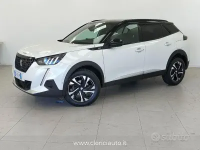 Usata Peugeot 2008 GT 131 CV (96 kW) 2023 Bianco SUV