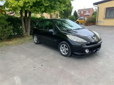 Usata Peugeot 207 Sport 73 CV (53 kW) 2009 Berlina