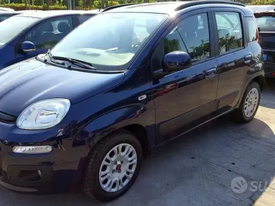 Usata Fiat Panda Pop 69 CV (50 kW) 2016 Bluazzurro Utilitaria