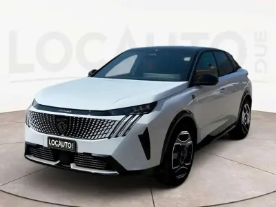 Usata Peugeot e-3008