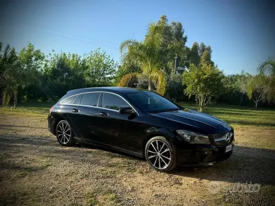 Usata Mercedes CLA200 Premium 136 CV (100 kW) 2015 Nero Station wagon