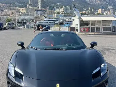 Usata Ferrari 296