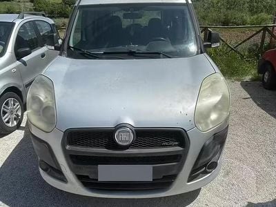 Usata Fiat Doblò 2010 Grigio Monovolume