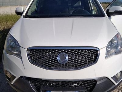 Usata Ssangyong (KGM) Korando 175 CV (128 kW) 2010 Bianco Station wagon