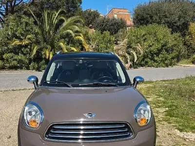 Usata Mini Countryman 116 CV (85 kW) 2012 Marrone SUV