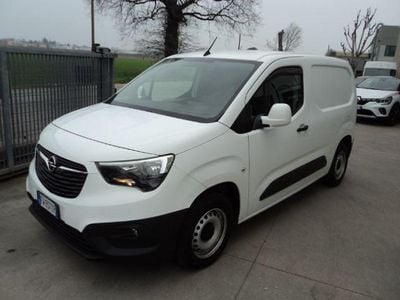 Usata Opel Combo Edition 75 CV (55 kW) 2019 Bianco Monovolume