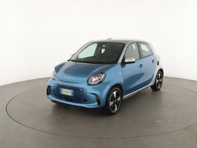 Usata Smart ForFour Electric Drive Passion 60 kW (82 CV) 2020 Blu Berlina