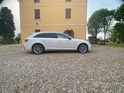 usata Audi A4 avant Sline 2.0 TDI 150cv