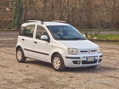 Usata Fiat Panda Emotion 69 CV (50 kW) 2010 Blu Utilitaria