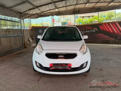 Usata Kia Venga Active 90 CV (66 kW) 2013 Bianco Utilitaria