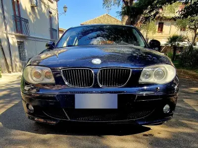 Usata BMW 120 163 CV (119 kW) 2006 Bluazzurro Utilitaria