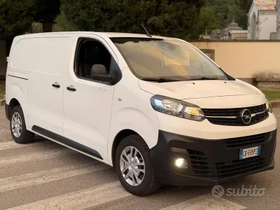 Usata Opel Vivaro-e Combi S 102 CV (75 kW) 2020 Bianco Monovolume