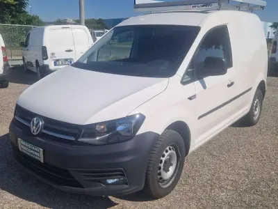 Usata VW Caddy Business 122 CV (89 kW) 2019 Bianco Monovolume