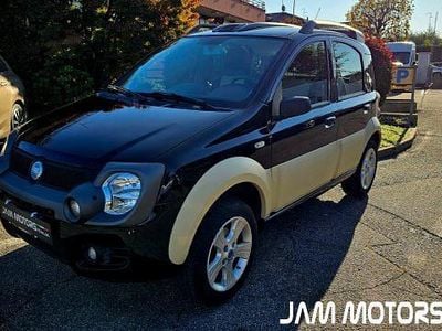 Usado Fiat Panda 4x4 Cross 69 CV (50 kW) 2007 Negro Utilitario