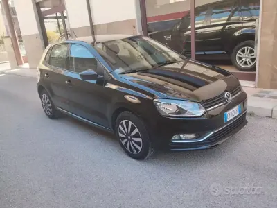 Usata VW Polo Comfortline 75 CV (55 kW) 2015 Nero Berlina