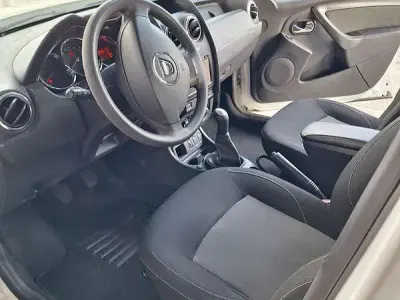 Usata Dacia Duster Ambiance 114 CV (83 kW) 2017 Bianco SUV