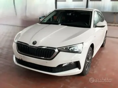 Usata Skoda Scala Drive 90 CV (66 kW) 2020 Bianco Utilitaria