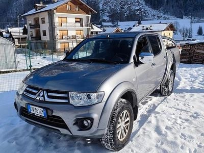 Usata Mitsubishi L200 136 CV (100 kW) 2014 Grigio Pick-up