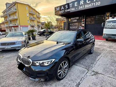 Usata BMW 318 149 CV (109 kW) 2022 Nero Station wagon
