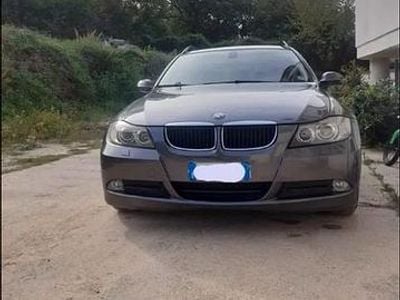 Usata BMW 320 177 CV (130 kW) 2008 Grigio Station wagon