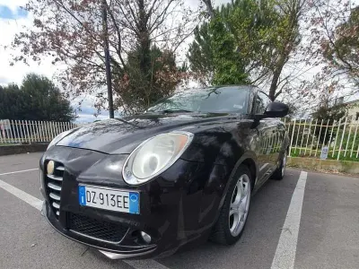 Usata Alfa Romeo MiTo Distinctive 95 CV (69 kW) 2010 Nero Utilitaria