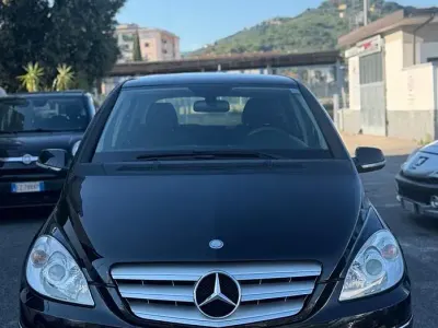 Usata Mercedes B180
