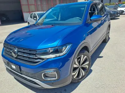 Usata VW T-Cross Advance 110 CV (80 kW) 2021 Bluazzurro SUV