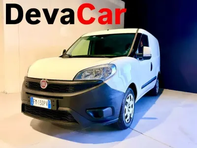 Usata Fiat Doblò 120 CV (88 kW) 2017 Bianco Monovolume