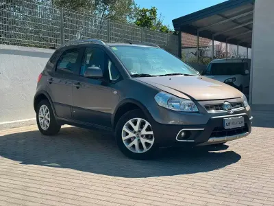 Usata Fiat Sedici Dynamic 120 CV (88 kW) 2009 Grigio SUV