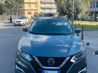 Usata Nissan Qashqai Tekna 116 CV (85 kW) 2019 Grigio SUV