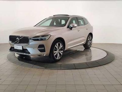 Usata Volvo XC60 Ultimate 197 CV (144 kW) 2023 Bright dusk metallizzato SUV