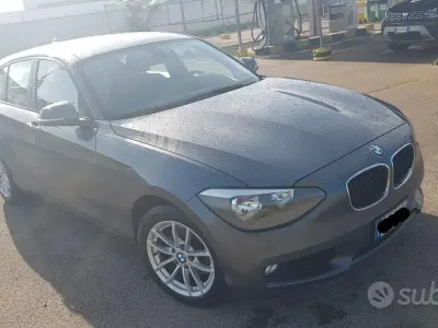 Usata BMW 118 143 CV (105 kW) 2012 Grigio Utilitaria