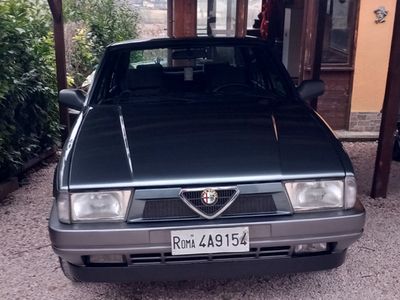 usata Alfa Romeo 75 1.8 ie