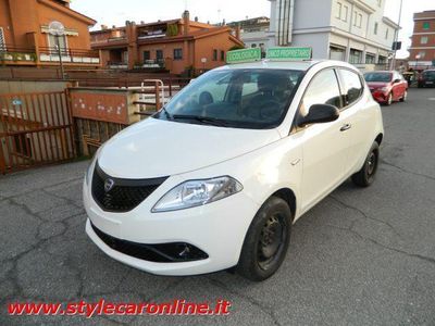 usata Lancia Ypsilon 900cc METANO ECOCHIC 70CV - UNIPRO TAGLIANDATA