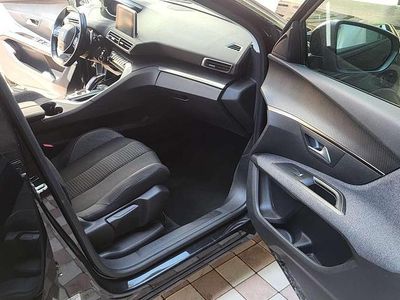 Nero Usata 2019 Peugeot 5008 Business-Line SUV | 13.500 € (Buon prezzo)