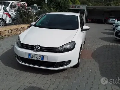 Usata VW Golf VI Highline 105 CV (77 kW) 2010 Bianco Utilitaria