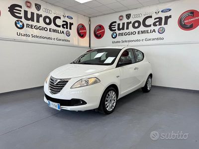 Usata Lancia Ypsilon Gold 69 CV (50 kW) 2015 Bianco Utilitaria