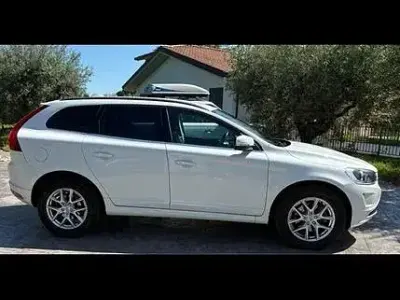 Usata Volvo XC60 150 CV (110 kW) 2017 Bianco SUV