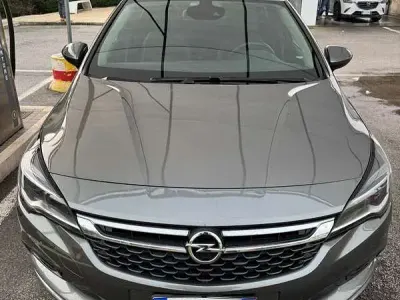 Begagnad Opel Astra