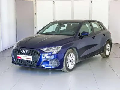Usata Audi A3 Business 150 CV (110 kW) 2020 Blu navarra metallizzato Berlina