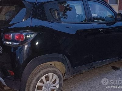 Usata Mahindra KUV100 87 CV (63 kW) 2020 Nero SUV