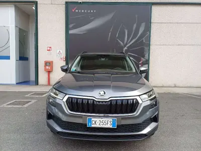 Usata Skoda Karoq Executive 116 CV (85 kW) 2022 Grigio SUV