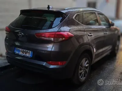 Usata Hyundai Tucson 141 CV (103 kW) 2017 Marrone SUV