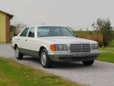 Usata Mercedes S280 SE 185 CV (136 kW) 1982 Bianco Berlina