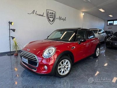 Usata Mini Cooper D Hype 116 CV (85 kW) 2016 Bordeaux Utilitaria