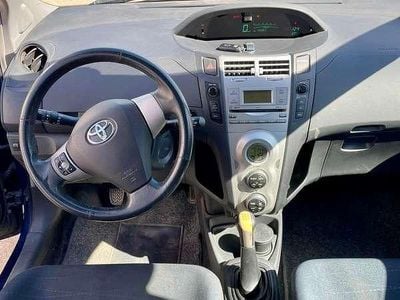 Blu/azzurro Usata 2006 Toyota Yaris Sol Utilitaria | 3650 € (Buon prezzo)